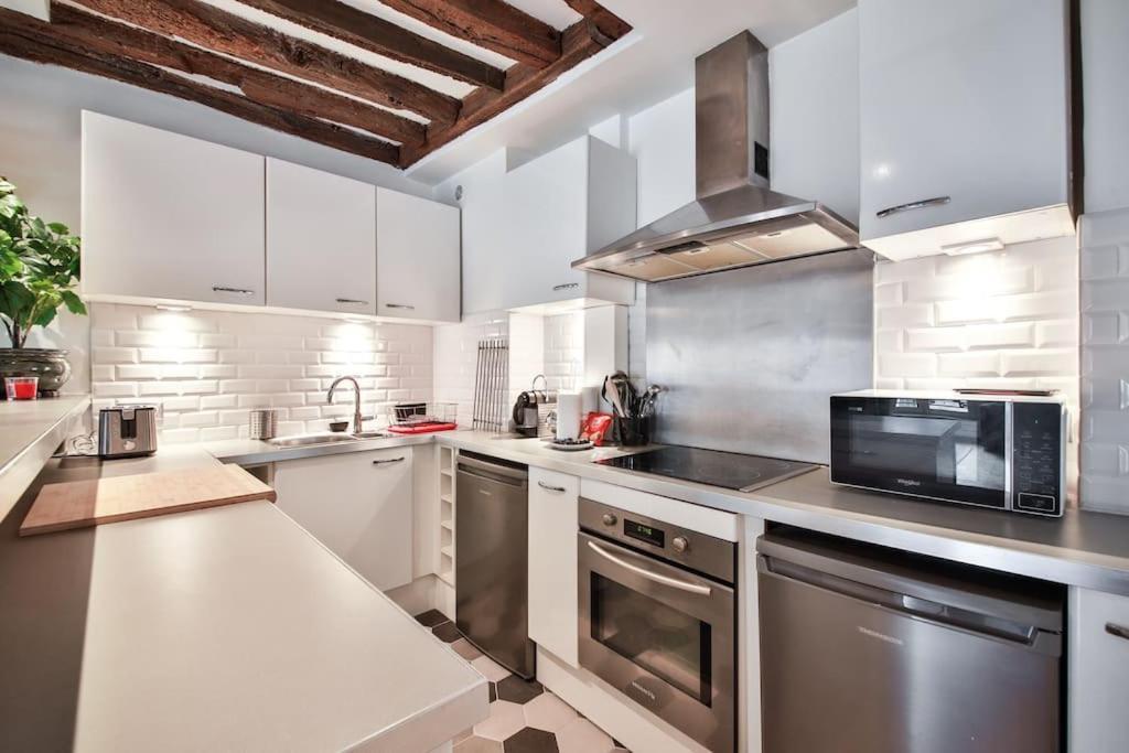 Typical Parisian Duplex#4Pers#Le Marais Apartment Ngoại thất bức ảnh