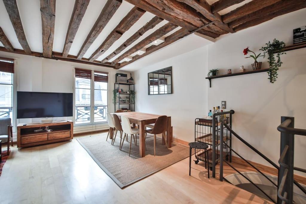 Typical Parisian Duplex#4Pers#Le Marais Apartment Ngoại thất bức ảnh
