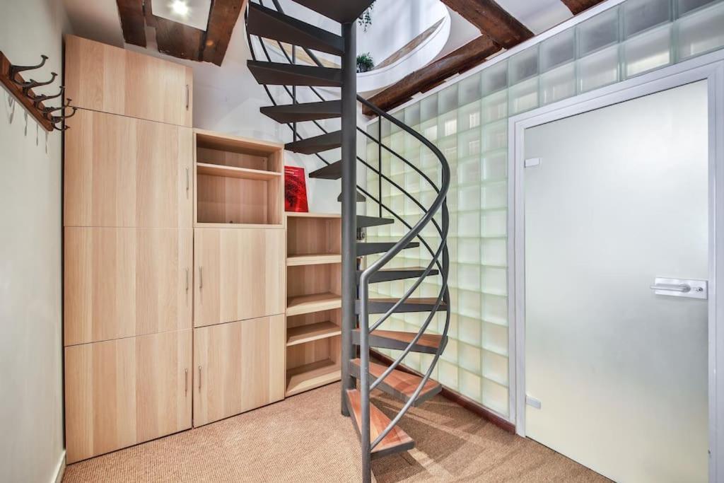 Typical Parisian Duplex#4Pers#Le Marais Apartment Ngoại thất bức ảnh